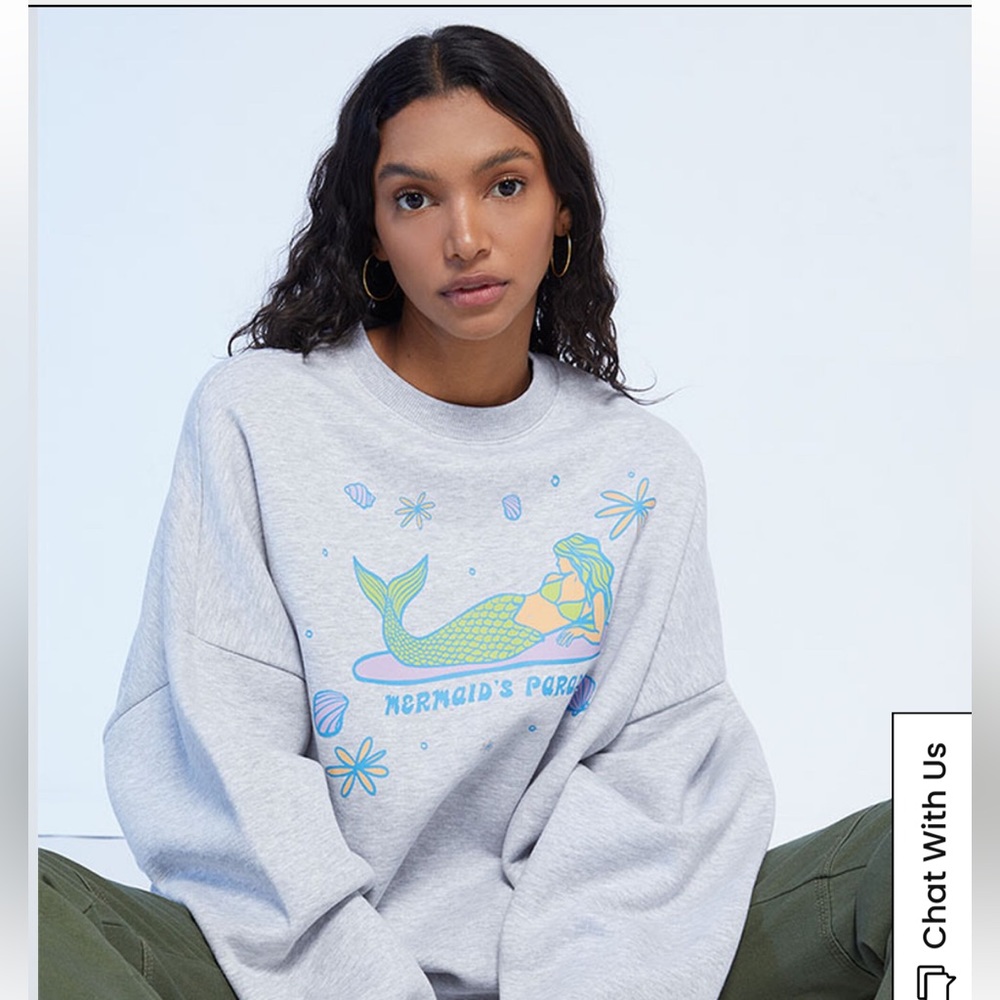 PacSun Mermaids Paradise grey crew neck